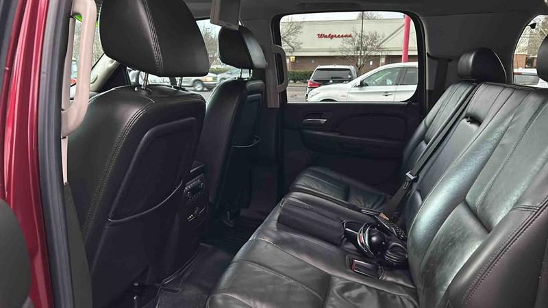 used 2008 Chevrolet Suburban car, priced at $11,995