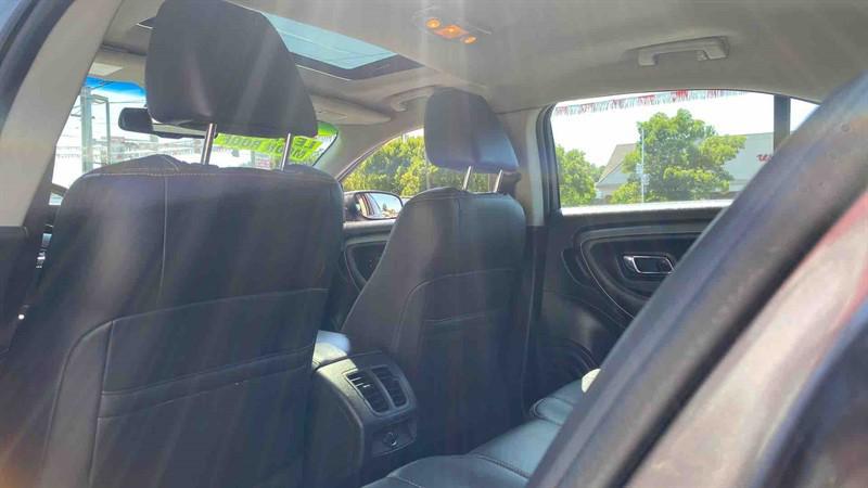 used 2011 Ford Taurus car