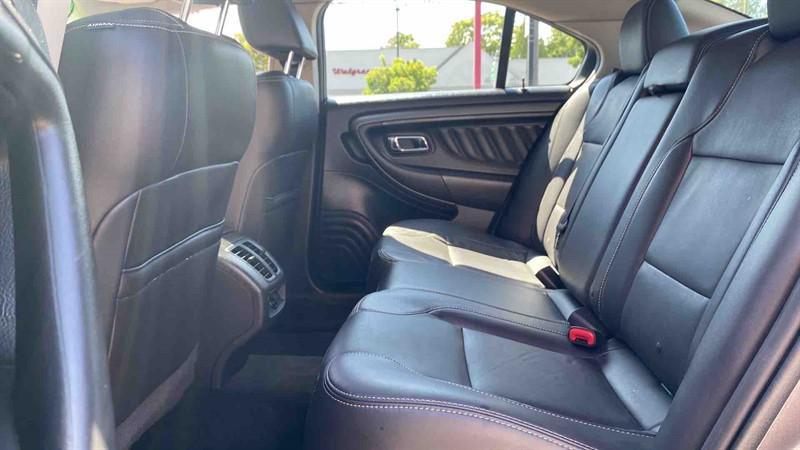used 2011 Ford Taurus car