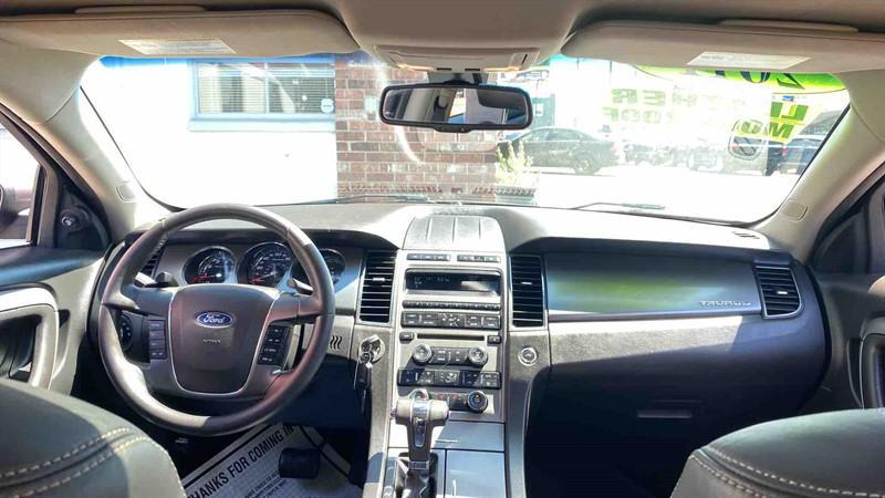 used 2011 Ford Taurus car