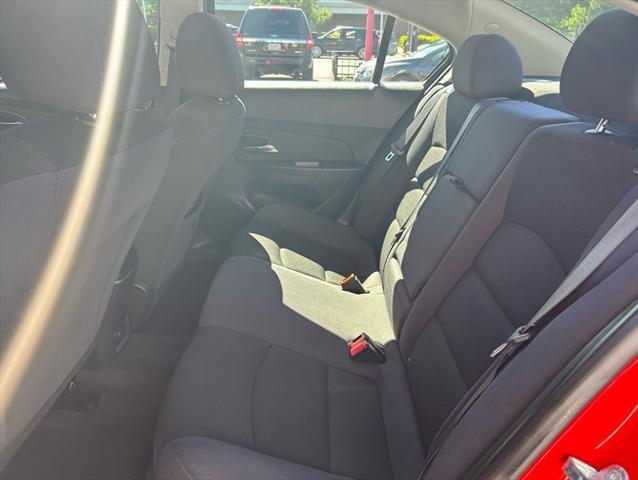 used 2015 Chevrolet Cruze car, priced at $9,800