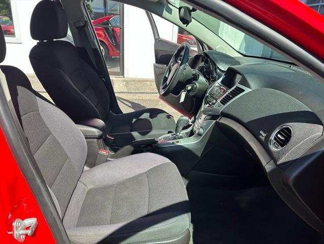 used 2015 Chevrolet Cruze car, priced at $9,800