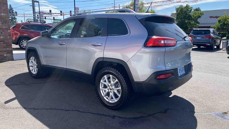 used 2014 Jeep Cherokee car