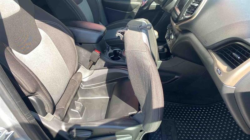 used 2014 Jeep Cherokee car