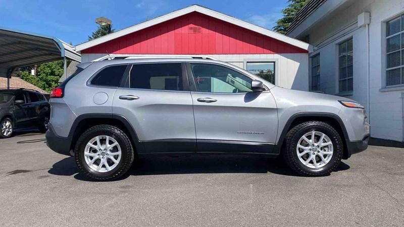 used 2014 Jeep Cherokee car