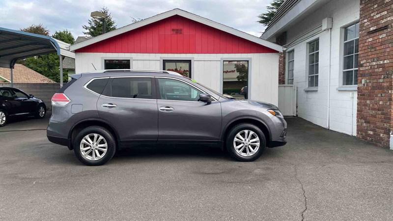 used 2015 Nissan Rogue car, priced at $10,995