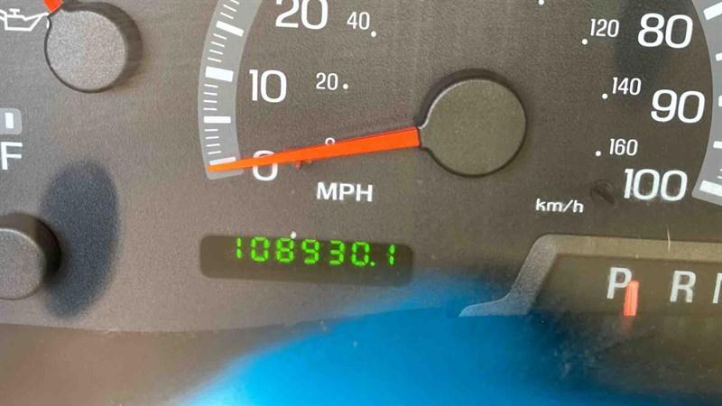 used 2002 Ford F-150 car, priced at $11,995