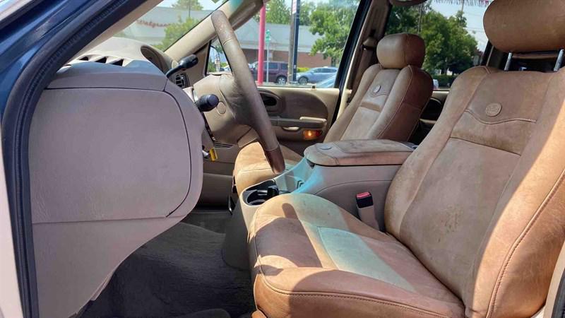 used 2002 Ford F-150 car, priced at $11,995