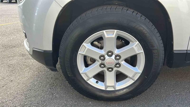 used 2015 GMC Acadia car, priced at $11,995