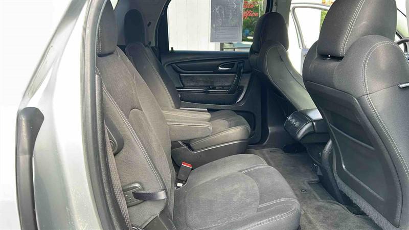 used 2015 GMC Acadia car, priced at $11,995