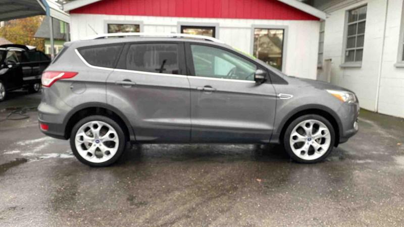 used 2013 Ford Escape car, priced at $10,995