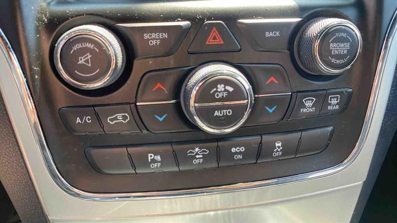 used 2014 Jeep Grand Cherokee car, priced at $12,995