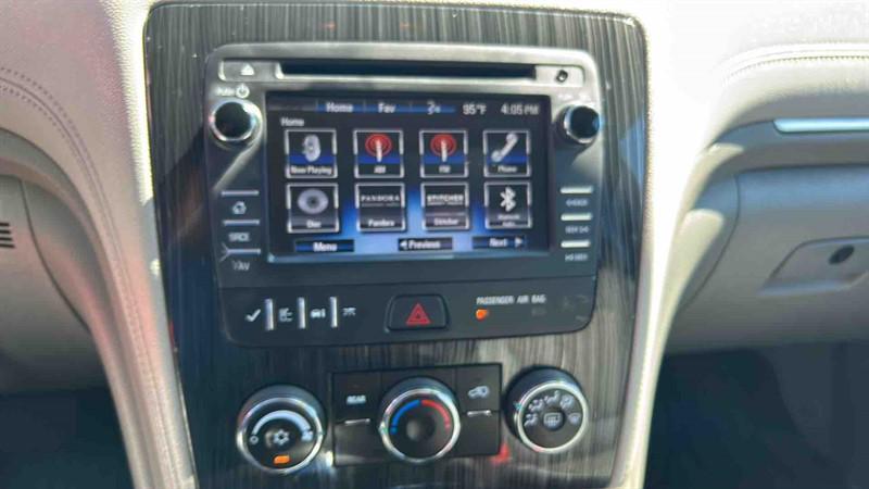 used 2015 Chevrolet Traverse car, priced at $10,995