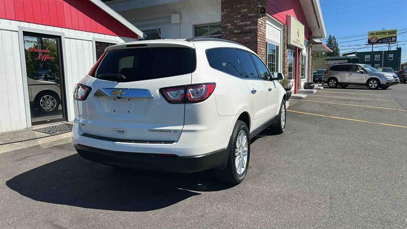 used 2015 Chevrolet Traverse car, priced at $8,995