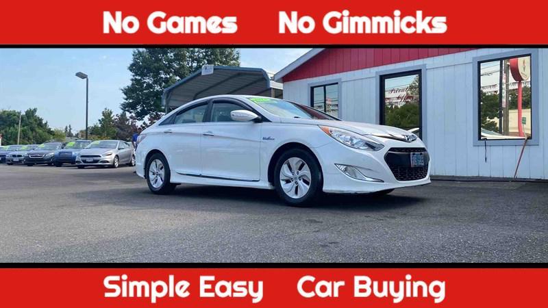 used 2013 Hyundai Sonata Hybrid car, priced at $8,300