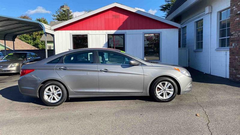 used 2013 Hyundai Sonata car, priced at $7,995