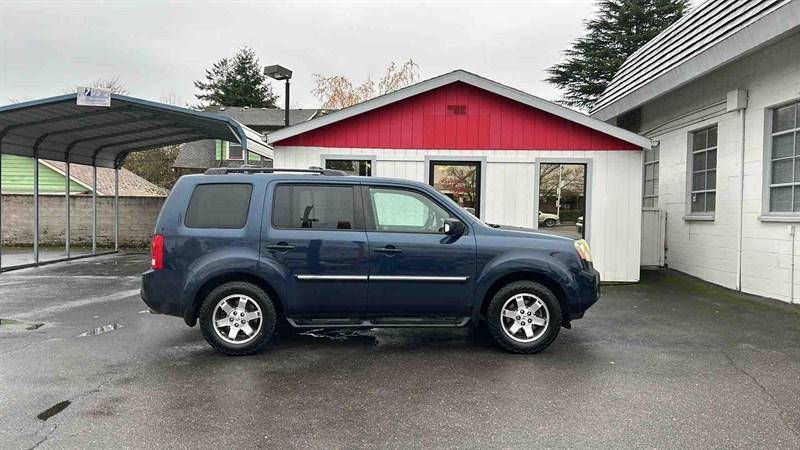 used 2009 Honda Pilot car, priced at $8,995