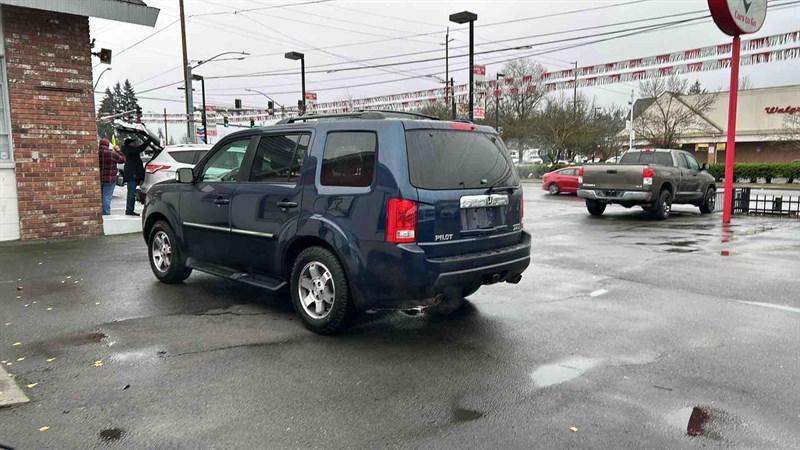 used 2009 Honda Pilot car, priced at $8,995