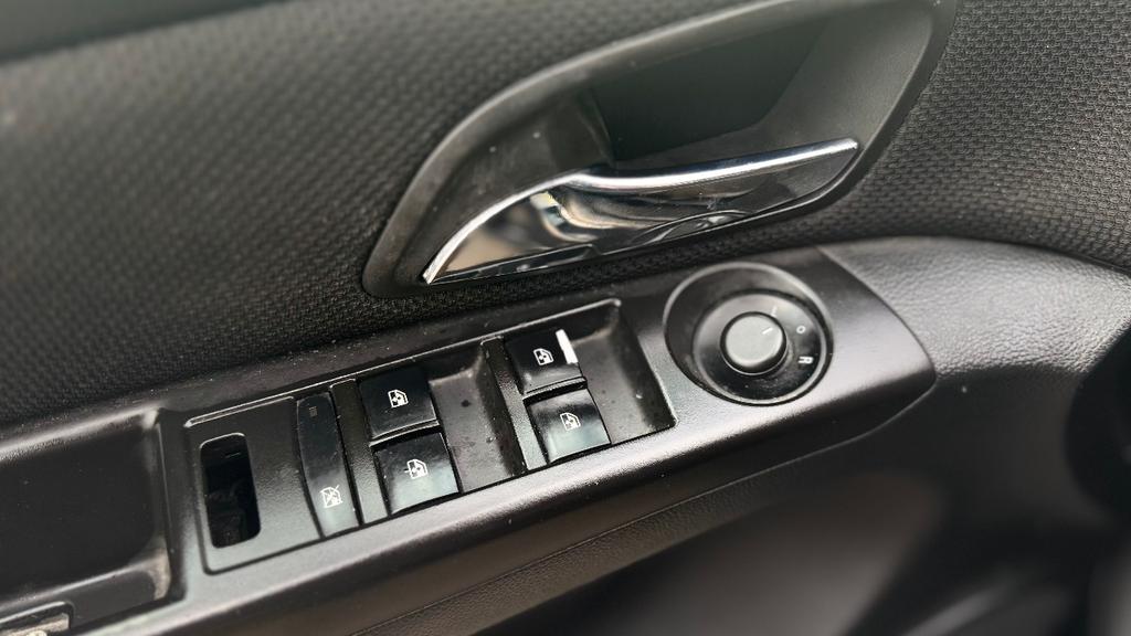 used 2015 Chevrolet Cruze car, priced at $9,247