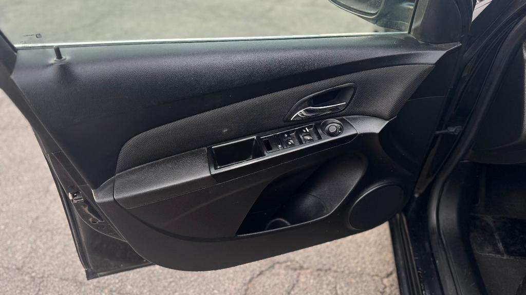 used 2015 Chevrolet Cruze car, priced at $9,247