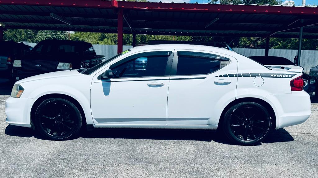 used 2013 Dodge Avenger car, priced at $5,997