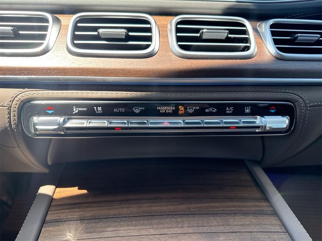 new 2025 Mercedes-Benz GLE 450e car, priced at $102,175