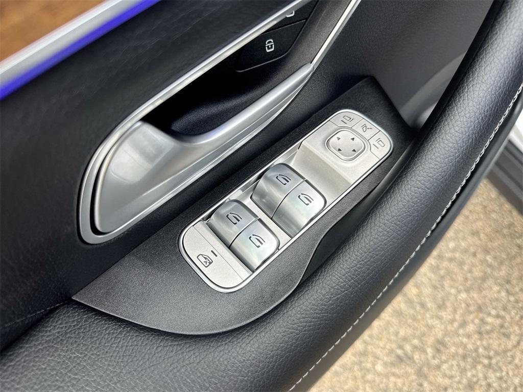 used 2025 Mercedes-Benz GLE 350 car, priced at $64,900