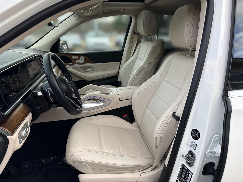 used 2025 Mercedes-Benz GLE 350 car, priced at $61,250