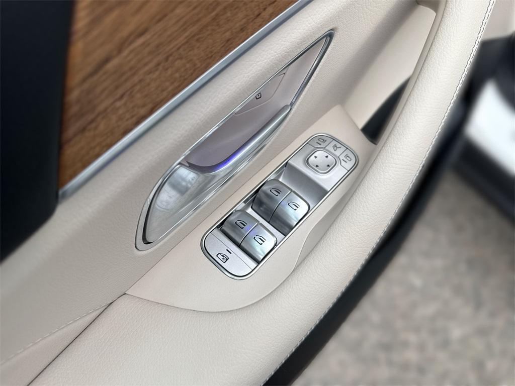 used 2025 Mercedes-Benz GLE 350 car, priced at $61,250