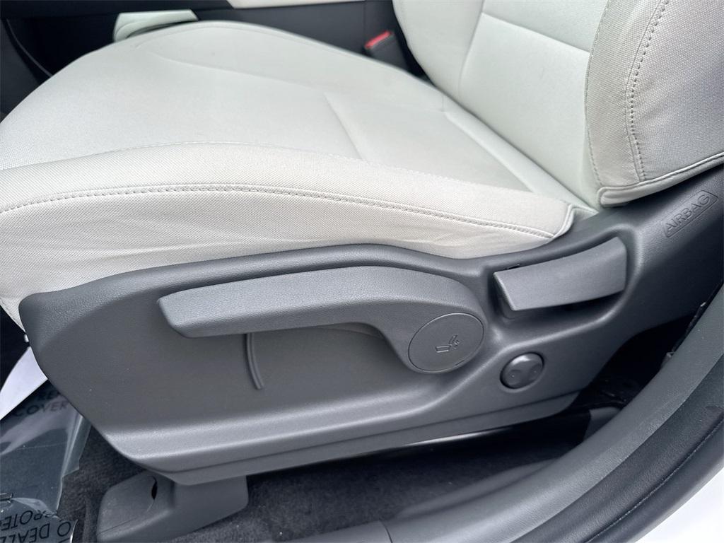 used 2024 Hyundai Santa Fe car, priced at $29,985