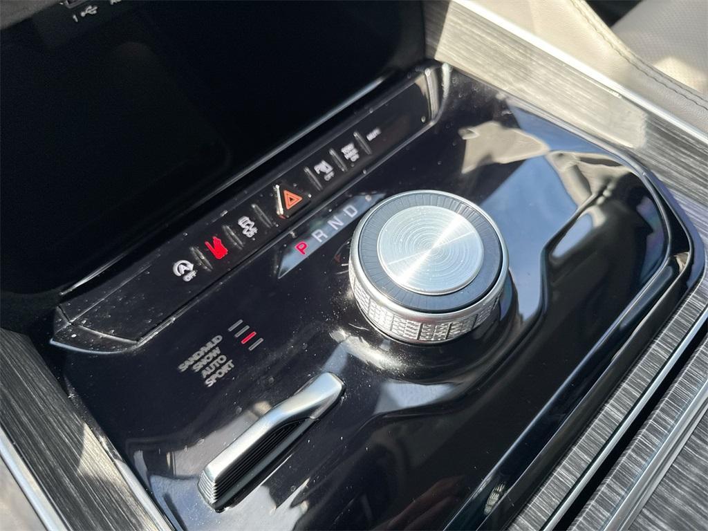 used 2022 Jeep Wagoneer car, priced at $47,900