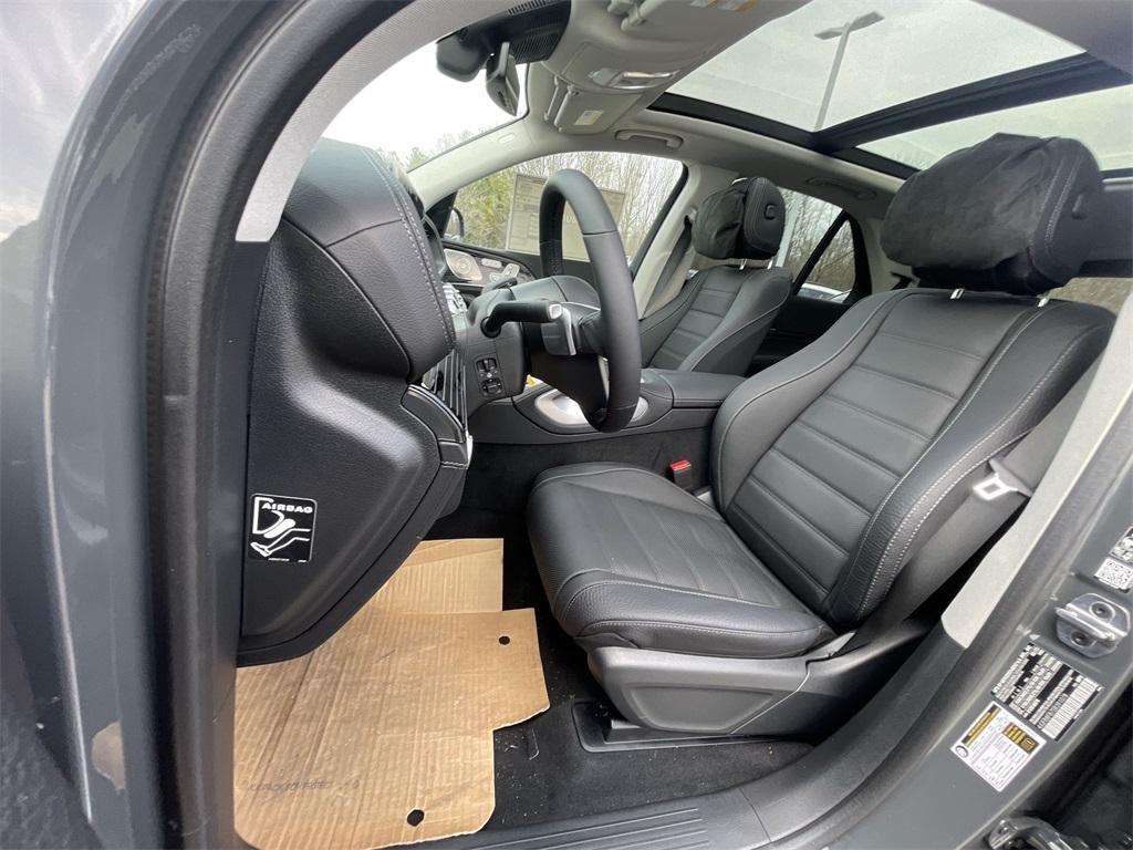 new 2025 Mercedes-Benz GLE 580 car, priced at $109,695