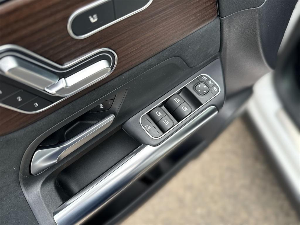 new 2026 Mercedes-Benz GLA 250 car, priced at $51,045