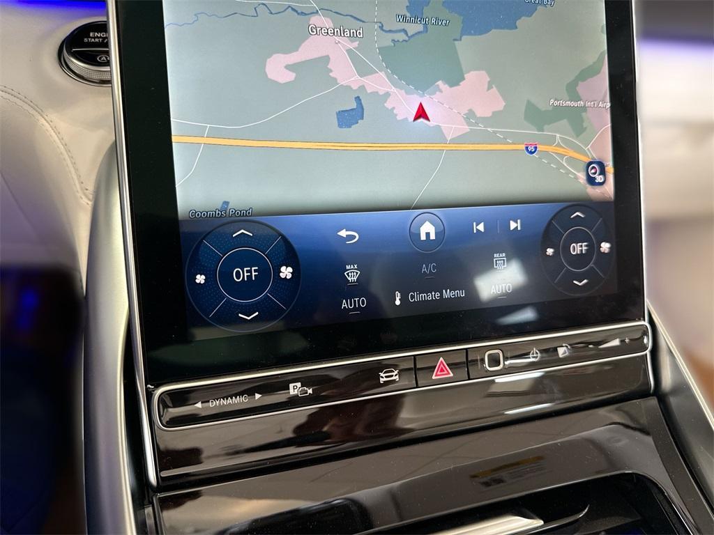 new 2026 Mercedes-Benz Maybach SL 680 Monogram Series car, priced at $232,650