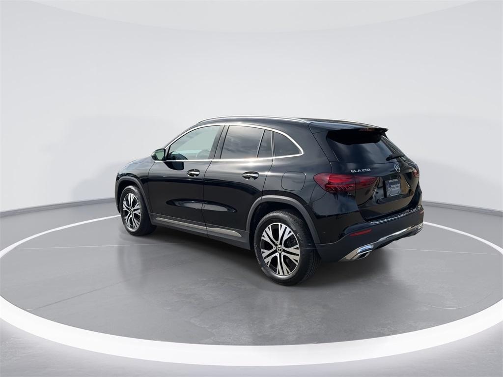 used 2025 Mercedes-Benz GLA 250 car, priced at $43,250