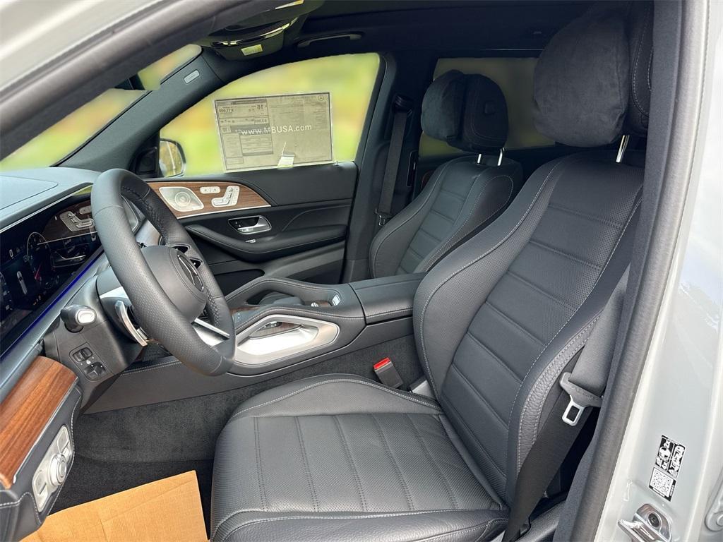 new 2026 Mercedes-Benz GLS 580 car, priced at $124,995