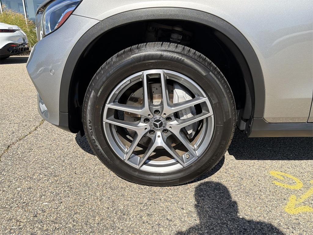 used 2019 Mercedes-Benz GLC 300 car, priced at $28,900