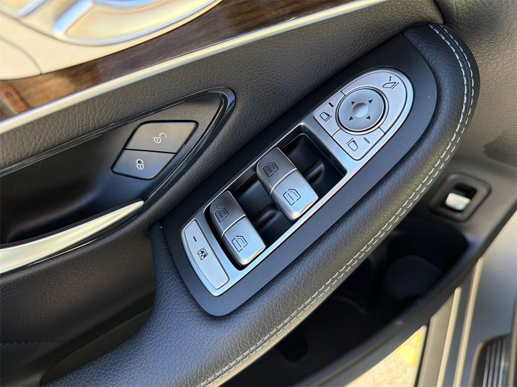 used 2019 Mercedes-Benz GLC 300 car, priced at $28,900