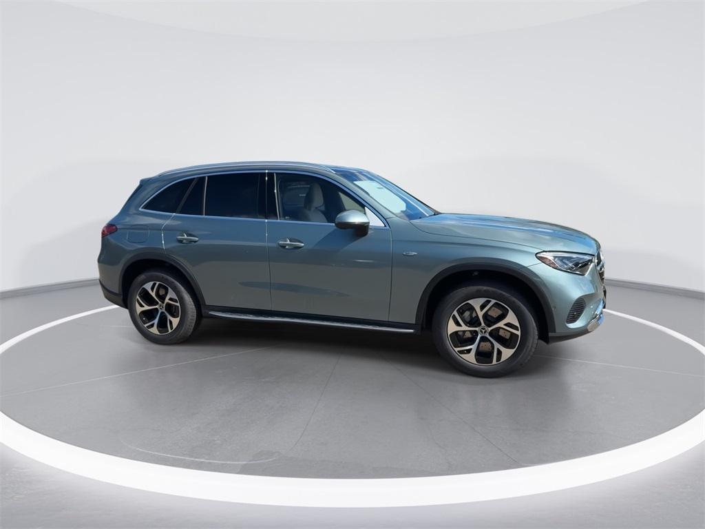 new 2025 Mercedes-Benz GLC 350e car, priced at $68,925