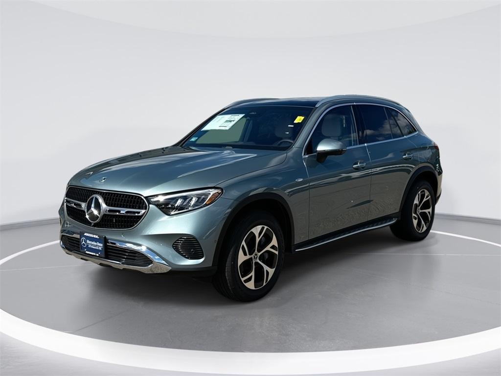 new 2025 Mercedes-Benz GLC 350e car, priced at $68,925