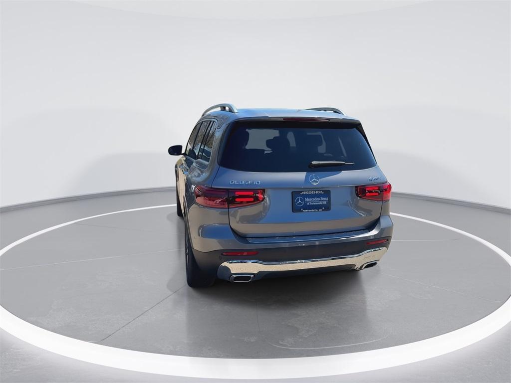 new 2025 Mercedes-Benz GLB 250 car, priced at $54,760