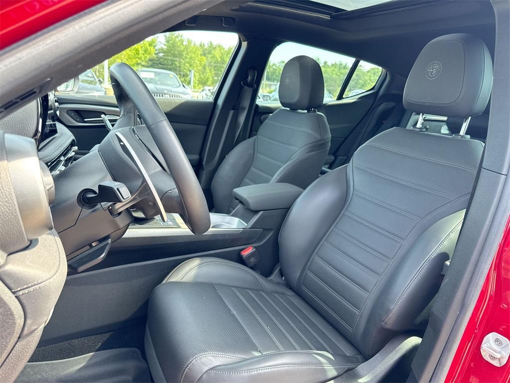 used 2024 Alfa Romeo Tonale car, priced at $29,900