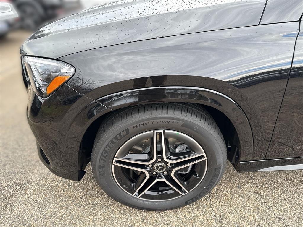 new 2026 Mercedes-Benz GLE 450 car, priced at $88,855