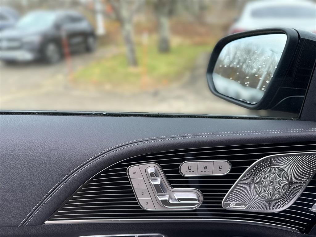 new 2026 Mercedes-Benz GLE 450 car, priced at $88,855