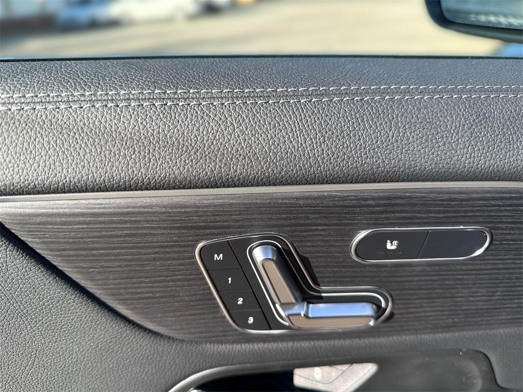 new 2026 Mercedes-Benz GLA 250 car, priced at $49,330