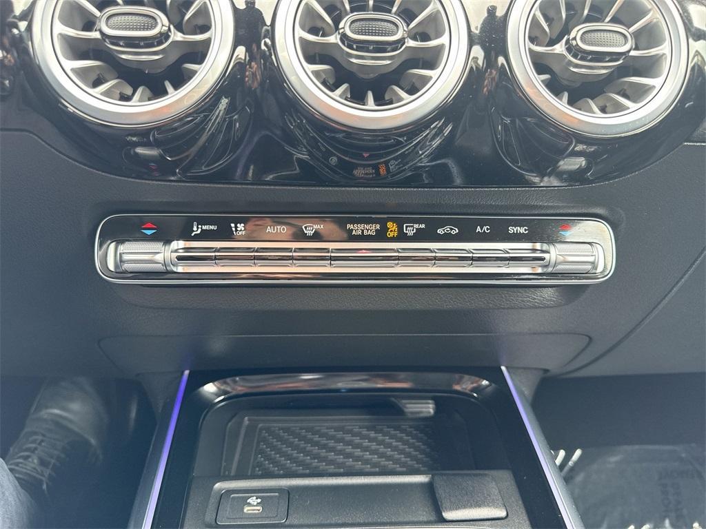 used 2025 Mercedes-Benz GLA 250 car, priced at $41,500