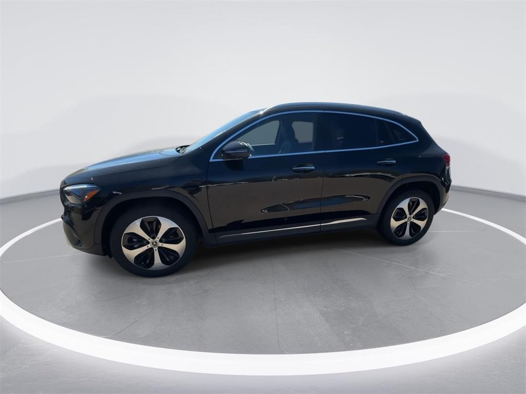 new 2025 Mercedes-Benz GLA 250 car, priced at $50,260