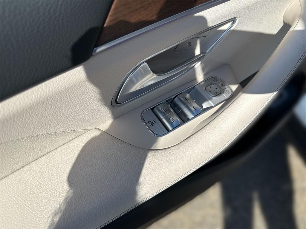 new 2026 Mercedes-Benz GLE 350 car, priced at $67,845