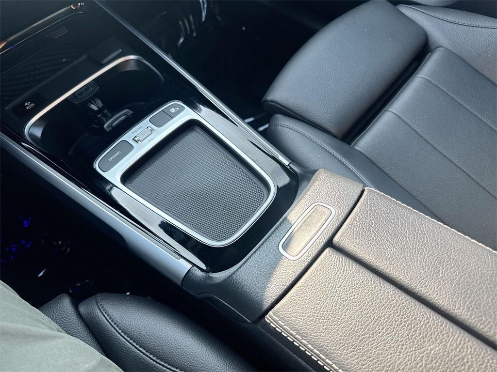 used 2025 Mercedes-Benz GLB 250 car, priced at $44,250