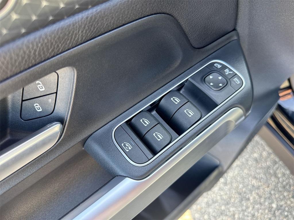 used 2025 Mercedes-Benz GLB 250 car, priced at $44,250